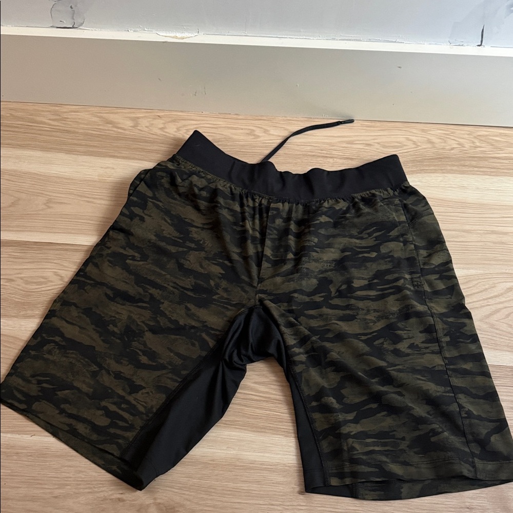 Lululemon Men Short